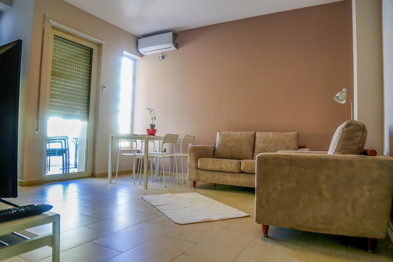 Claudine Apartment Dıraç Dış mekan fotoğraf
