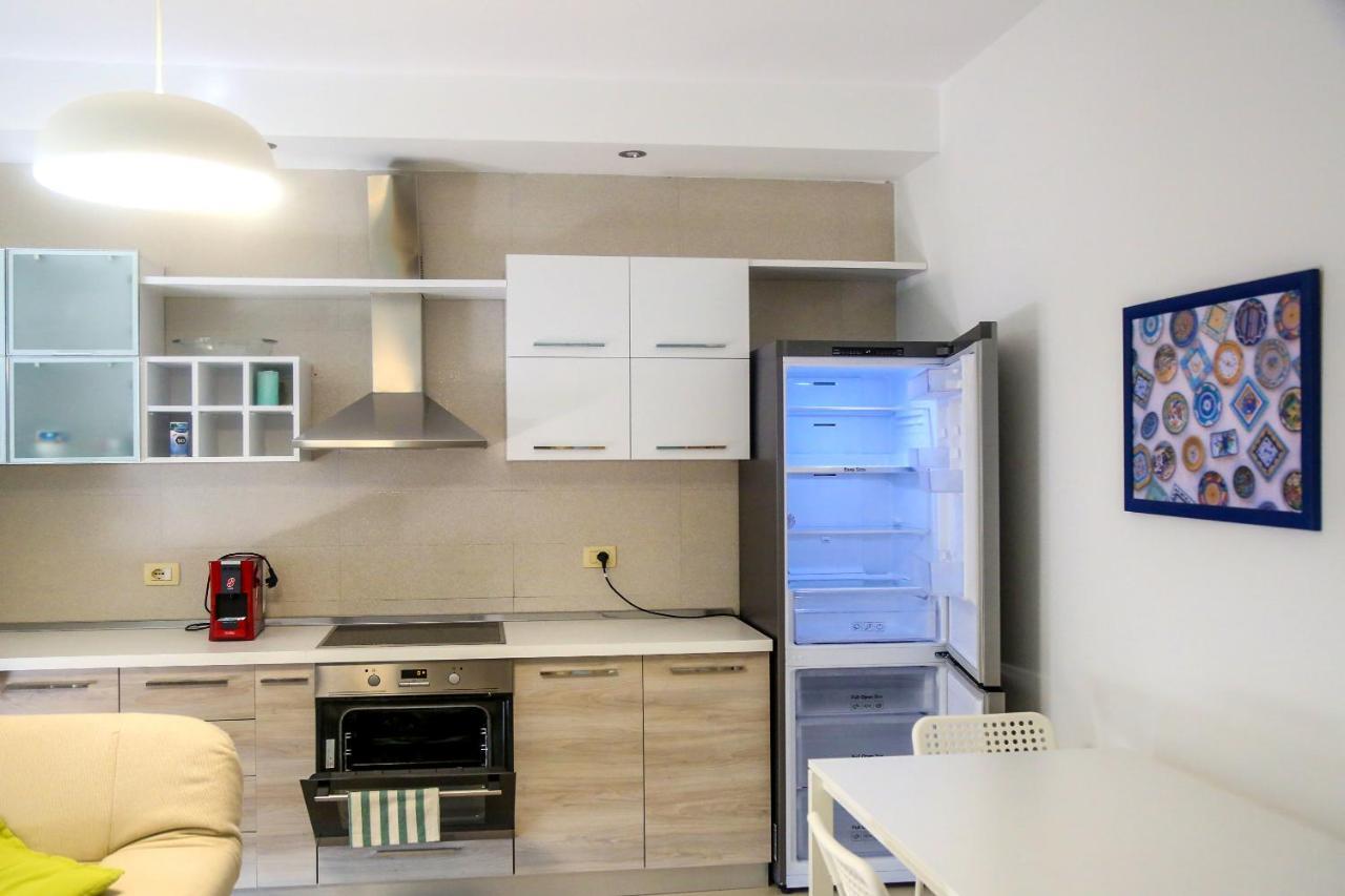 Claudine Apartment Dıraç Dış mekan fotoğraf